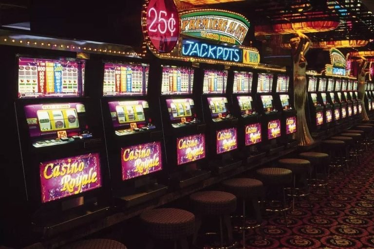 cwin32 Live Casino